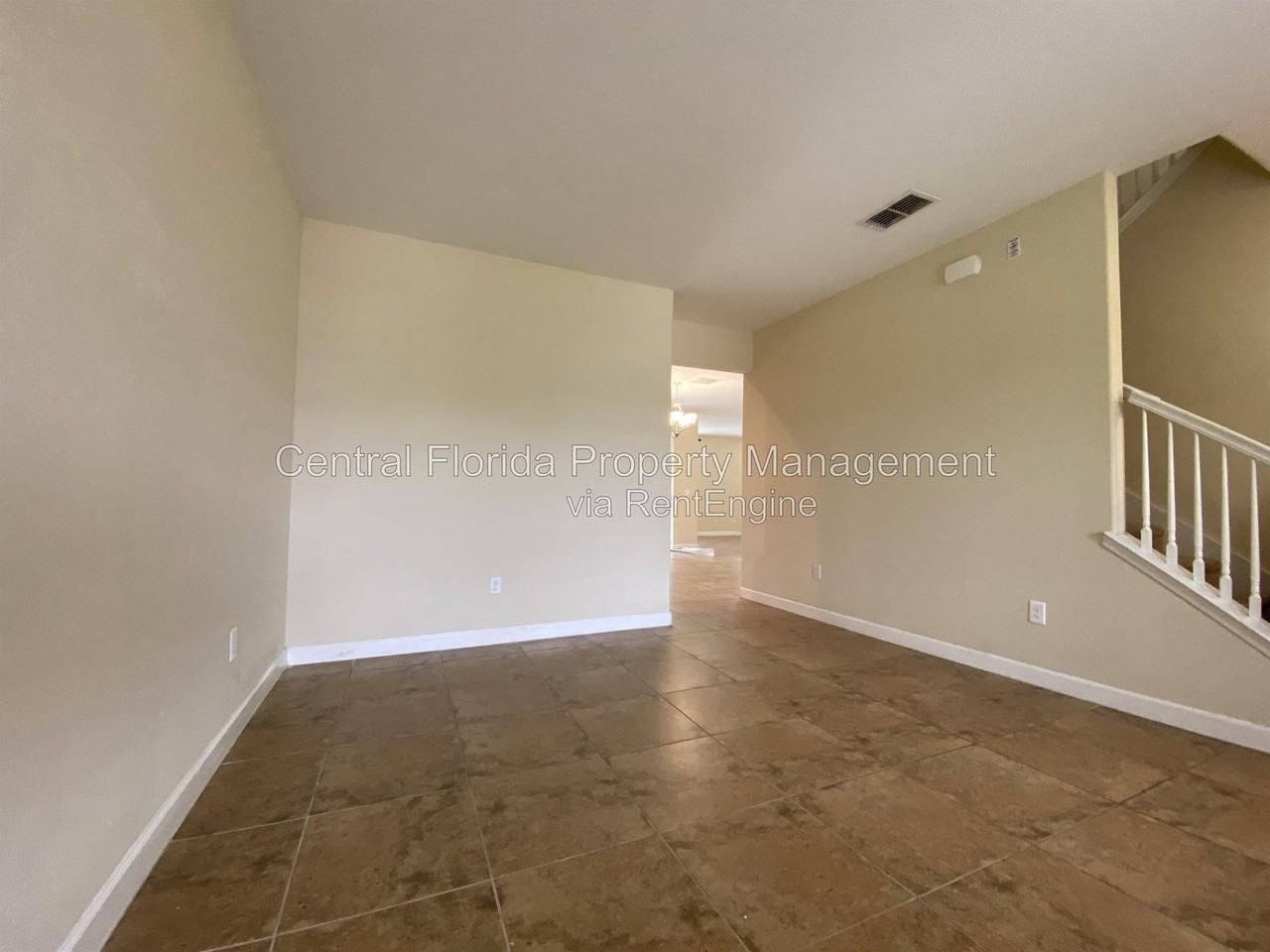 6119 Waterside Island Ln - Photo 3 of 33