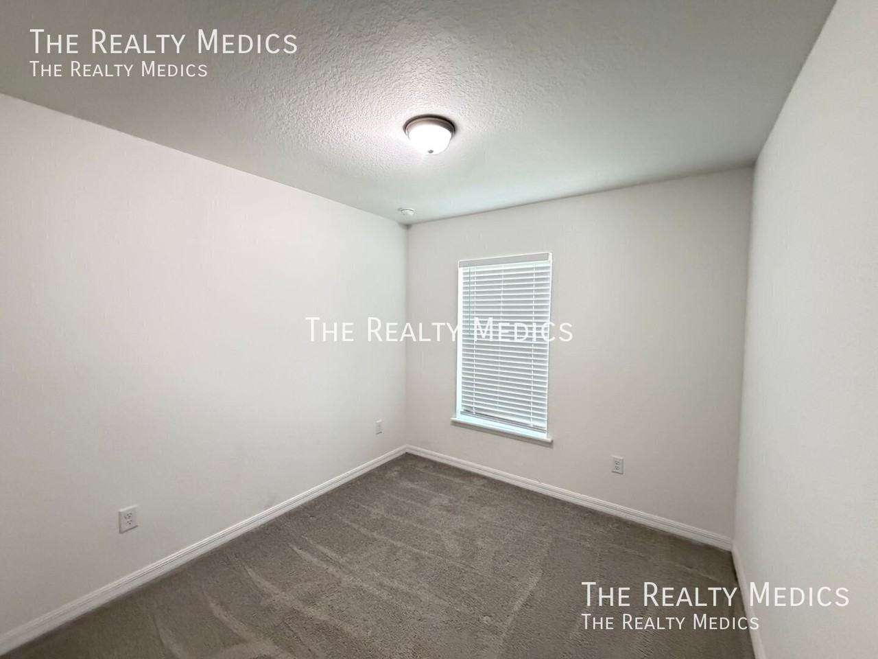 15790 Sw 28th Avenue Rd - Photo 2 of 17