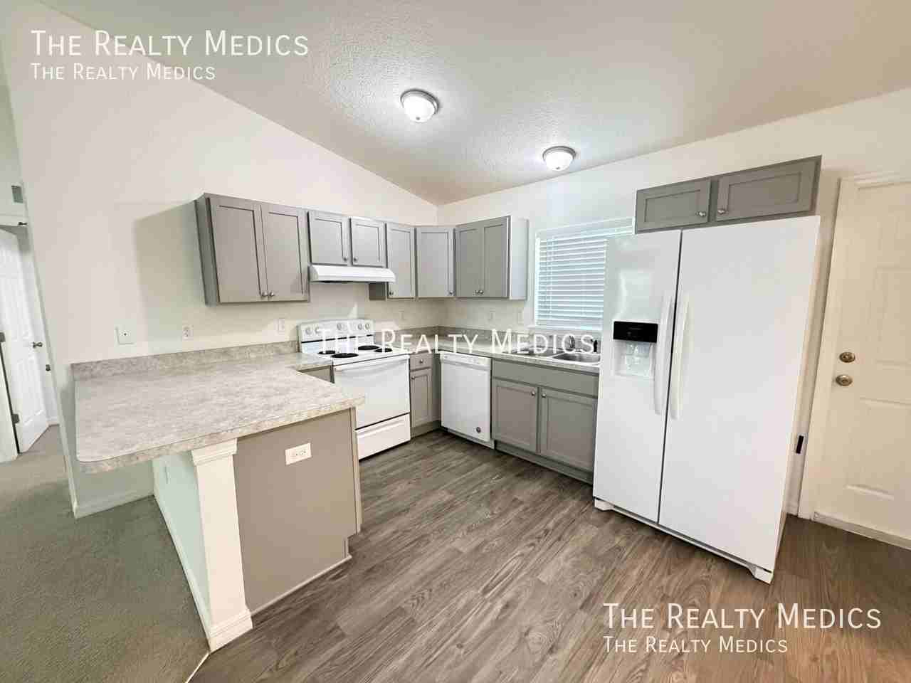 15790 Sw 28th Avenue Rd - Photo 6 of 17