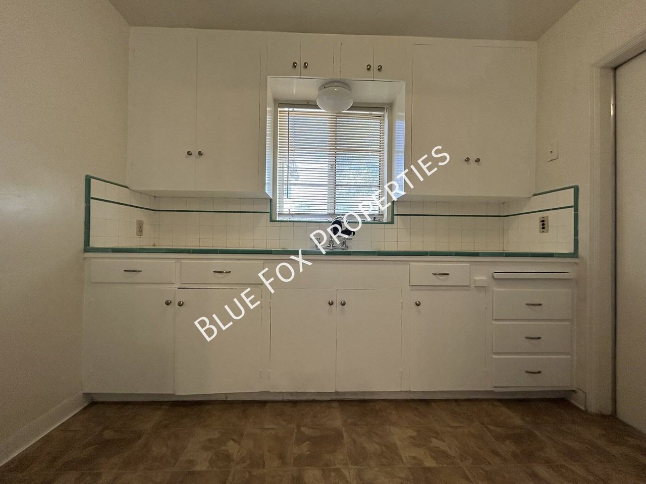 1448 E Waverly St - Photo 2 of 19