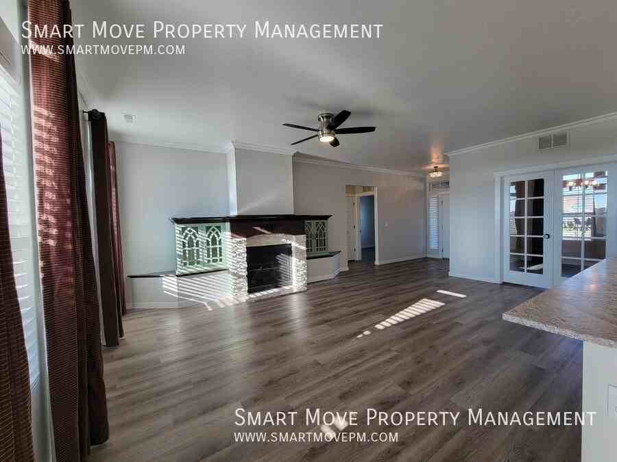 5081 W Philomena St - Photo 6 of 34
