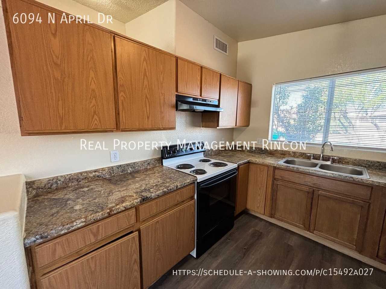 6094 N April Dr - Photo 4 of 24
