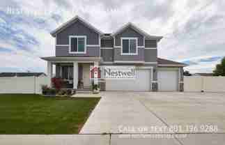 4433 S Moulton Cir - Photo 1 of 1