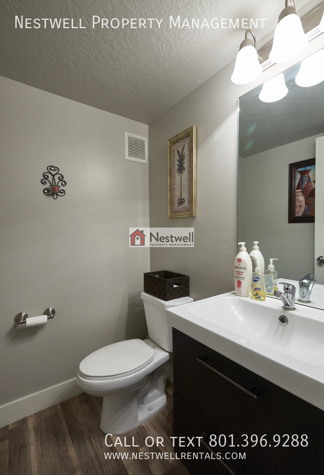 4433 S Moulton Cir - Photo 3 of 15