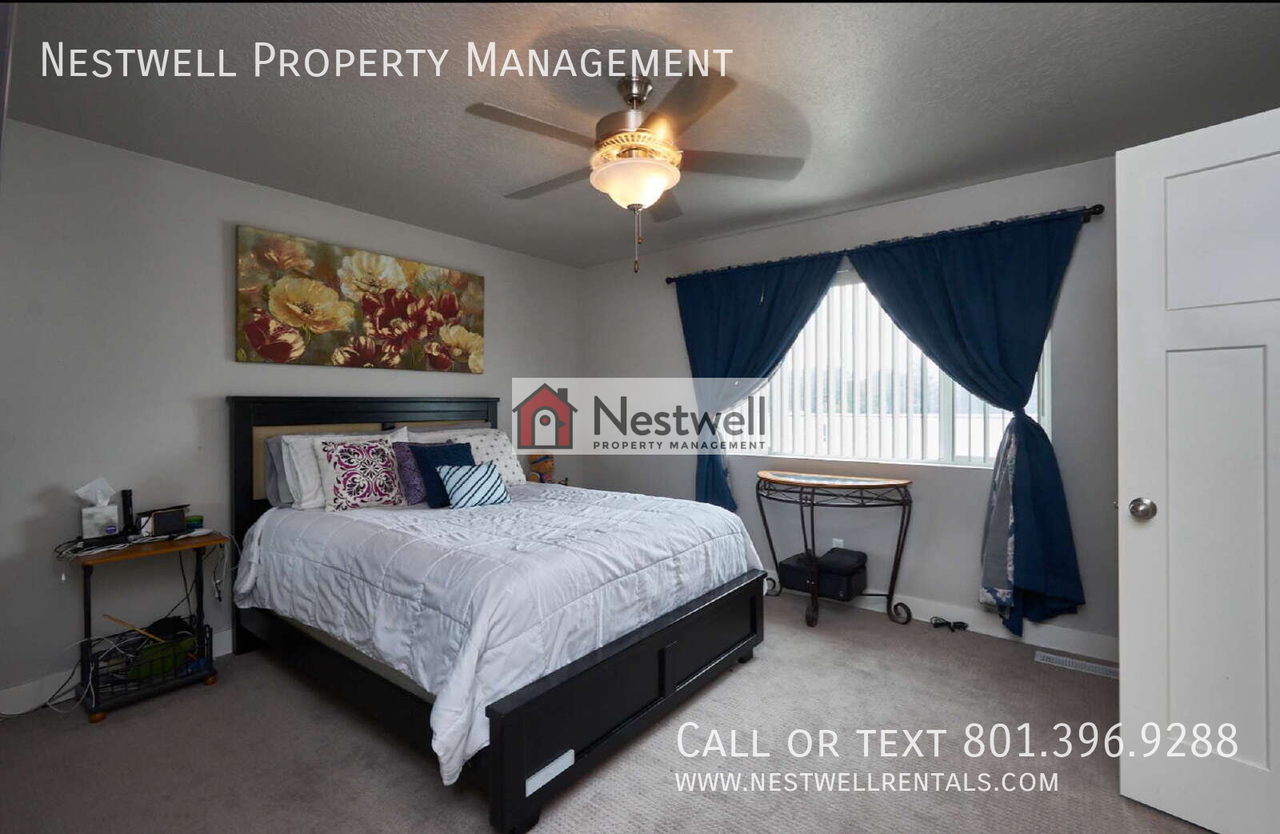4433 S Moulton Cir - Photo 6 of 15