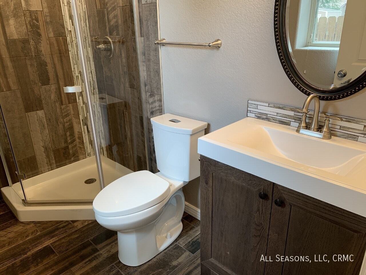 720 S Cascade Ave - Photo 5 of 7