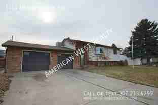 1314 Meadow Lane Ave - Photo 1 of 1