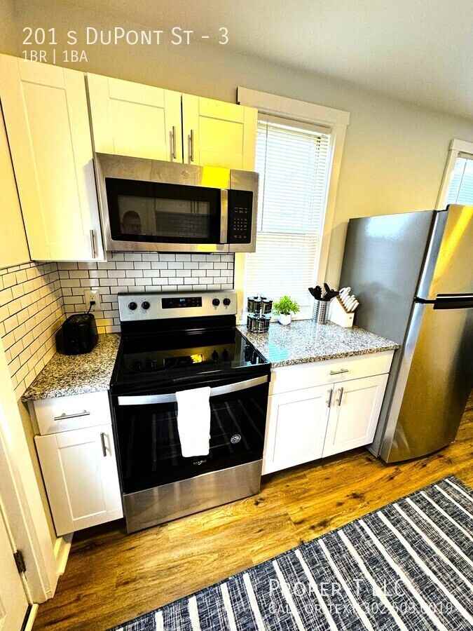201 S Dupont St #3 - Photo 4 of 16