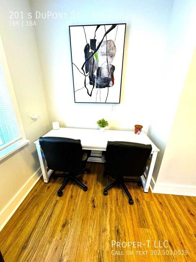 201 S Dupont St #3 - Photo 6 of 16