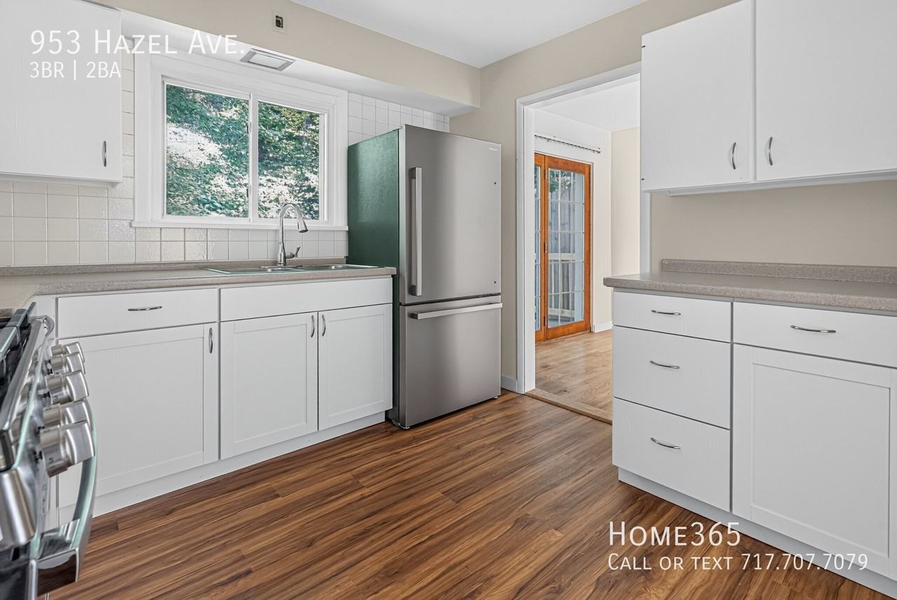 953 Hazel Ave - Photo 3 of 19