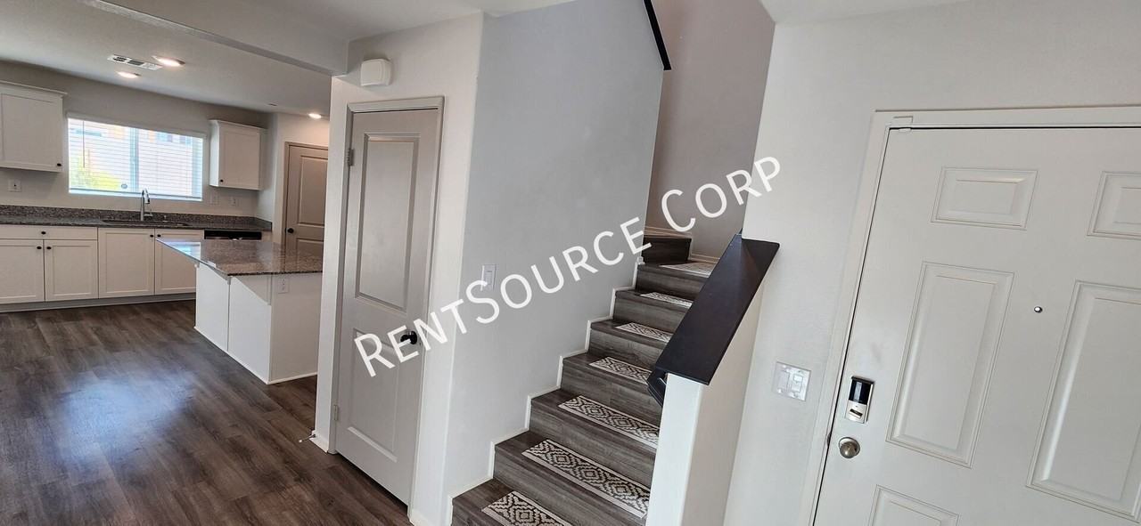 4384 W Avenue J5 - Photo 5 of 40