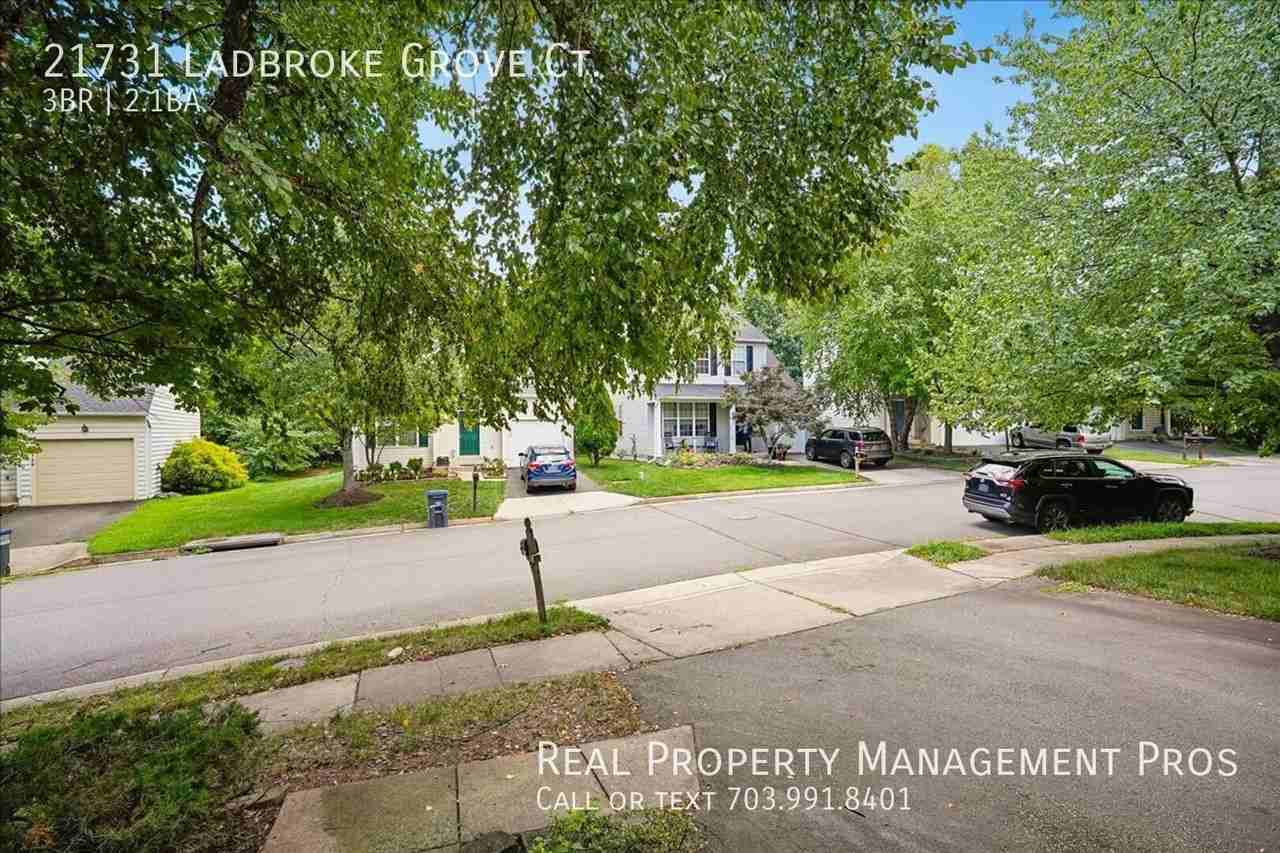 21731 Ladbroke Grove Ct - Photo 2 of 42