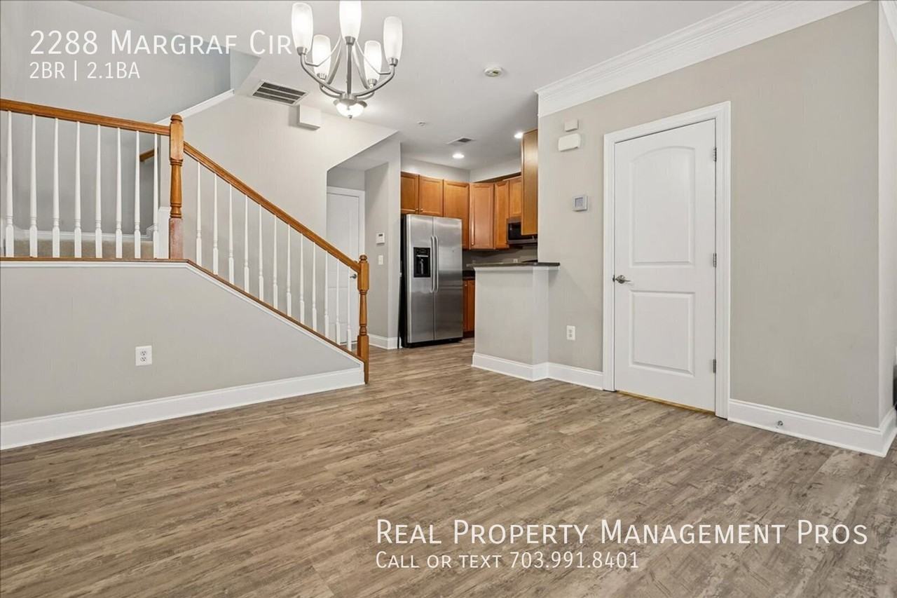 2288 Margraf Cir - Photo 6 of 27