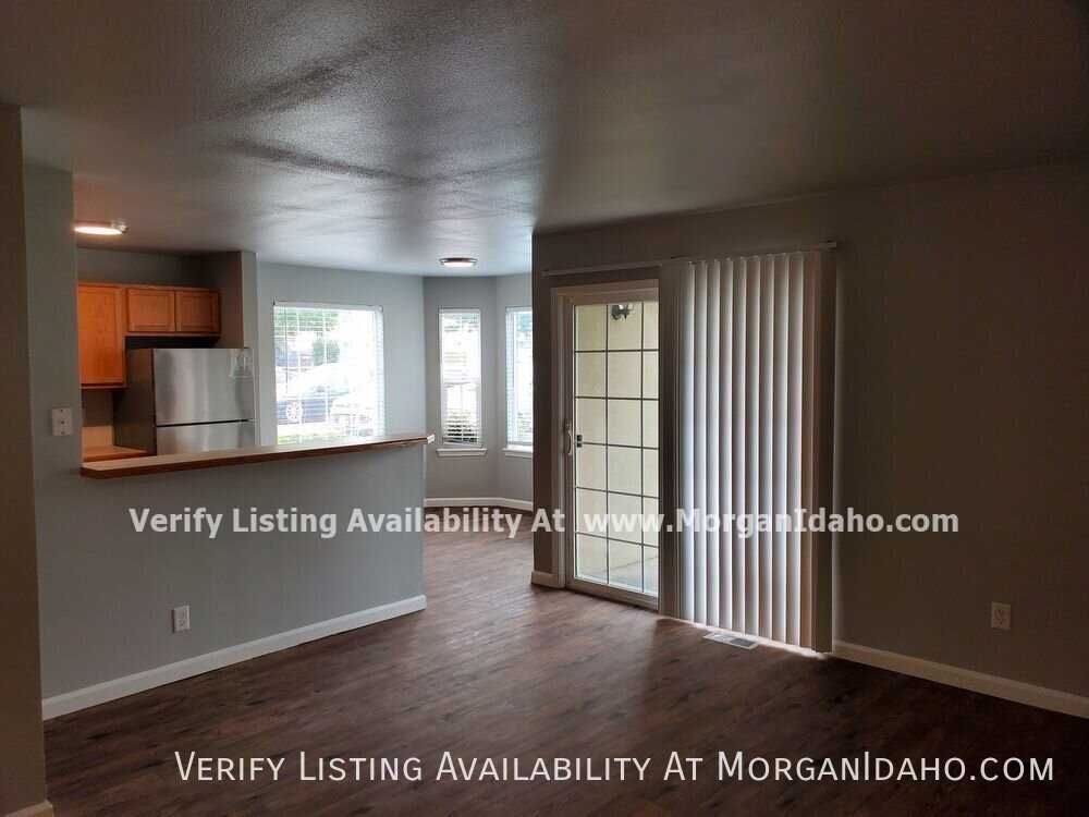 10096 W Garverdale Ln #101 - Photo 5 of 11