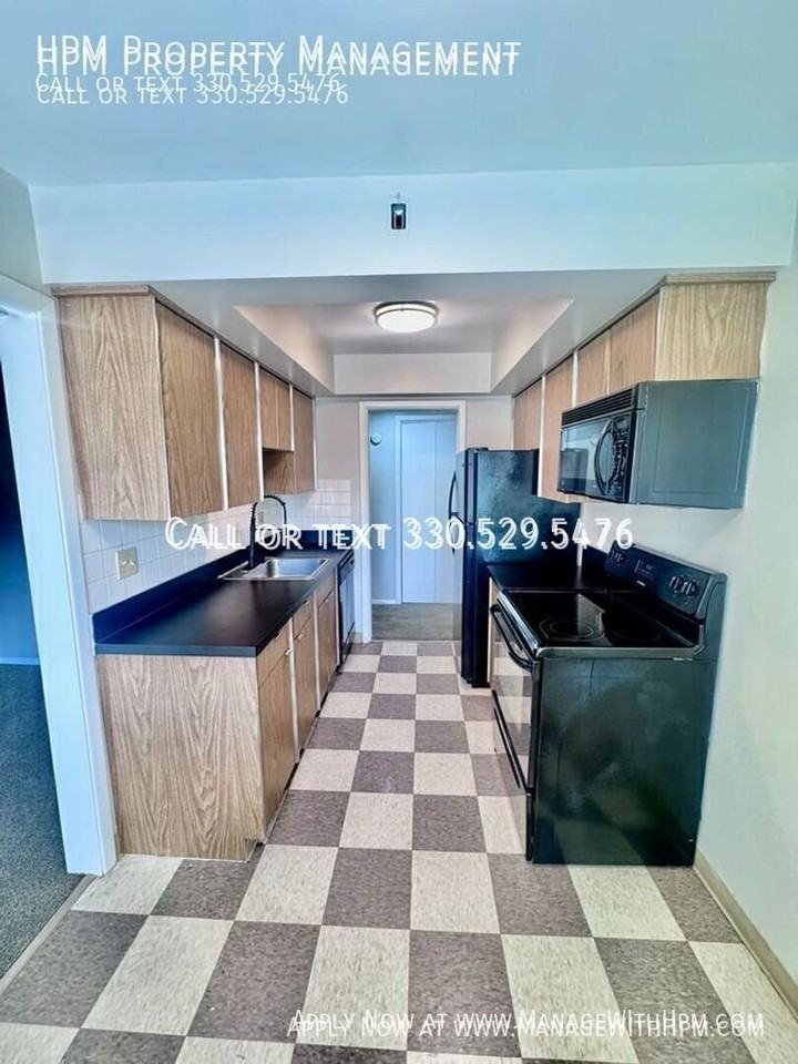 3311 Warrensville Center Rd #A411 - Photo 4 of 19