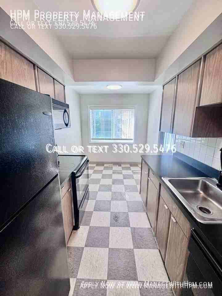 3311 Warrensville Center Rd #A411 - Photo 5 of 19