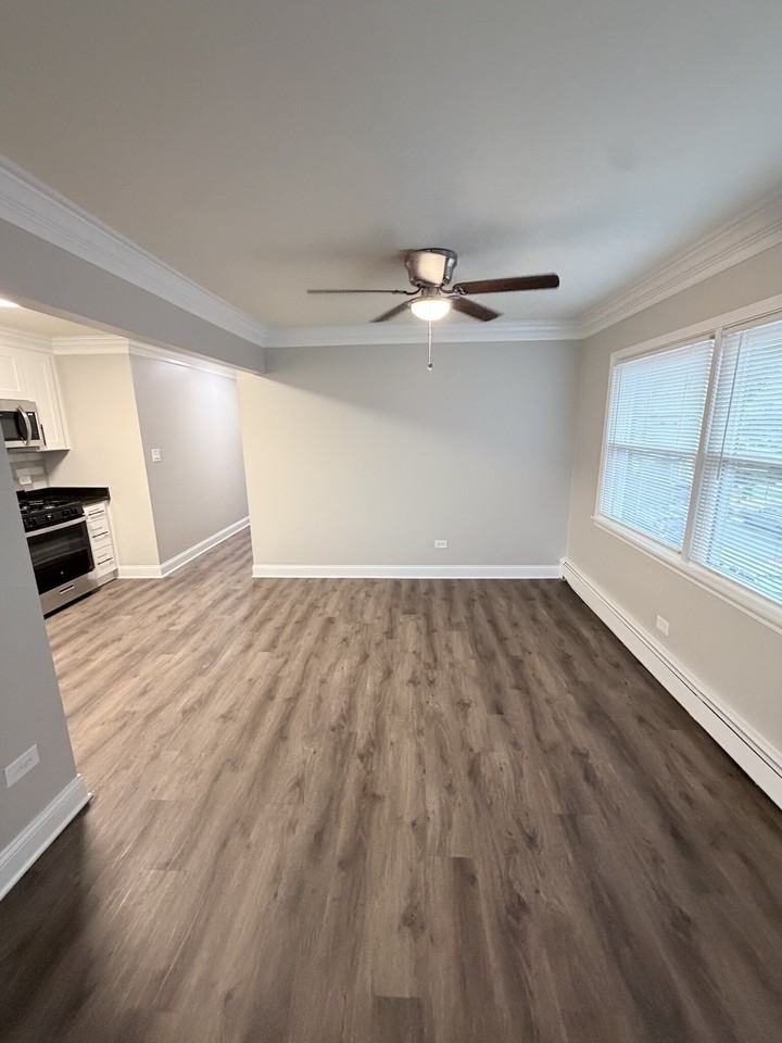 2310 Burlington Ave #2E - Photo 4 of 19