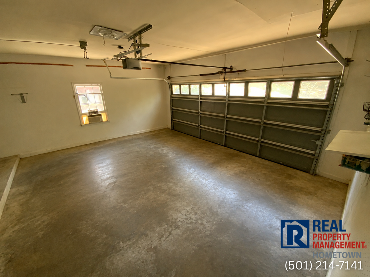 711 Shea Dr - Photo 3 of 30