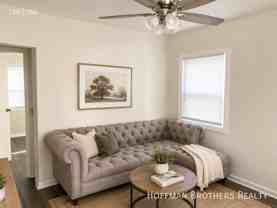 7766 1/2 Santa Monica Blvd - Photo 1 of 1
