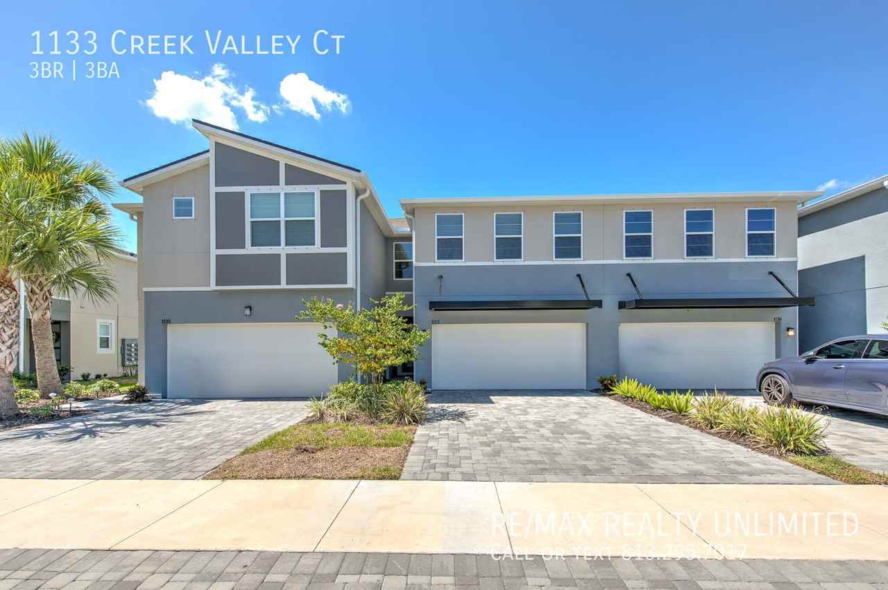 1133 Creek Valley Ct - Photo 2 of 50