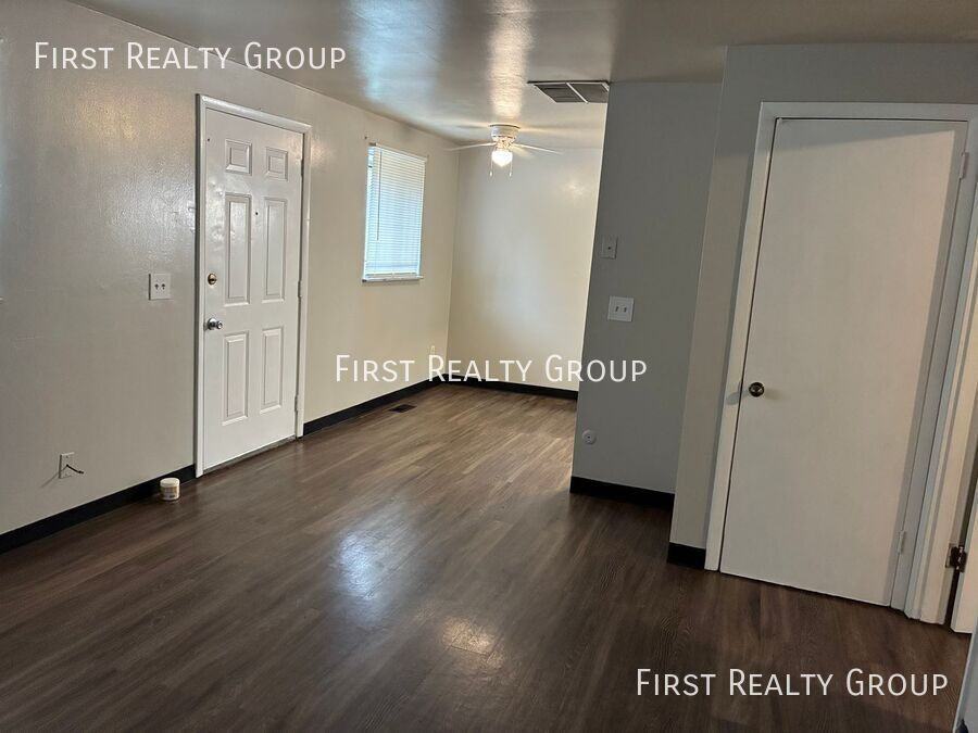 24 Kinnard Ave #B - Photo 3 of 9