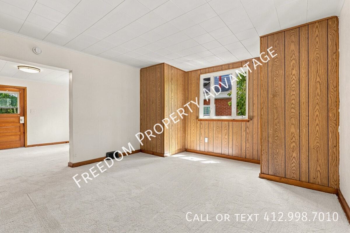 2047 Redrose Ave #1 - Photo 7 of 21