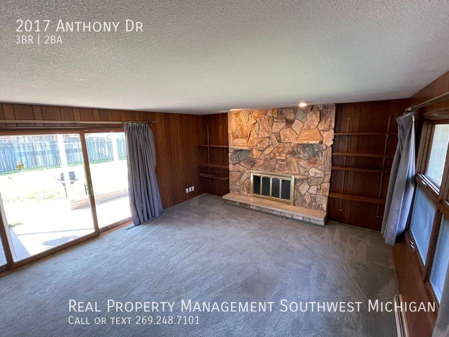 2017 Anthony Dr - Photo 6 of 15
