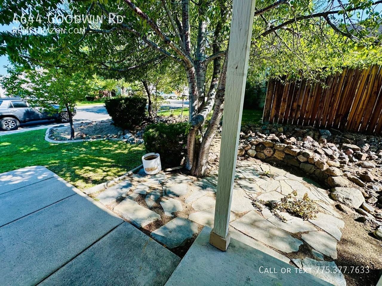 4644 Goodwin Rd - Photo 4 of 21