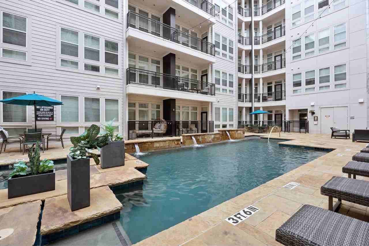 The Arts Apartments - Photo 5 of 41
