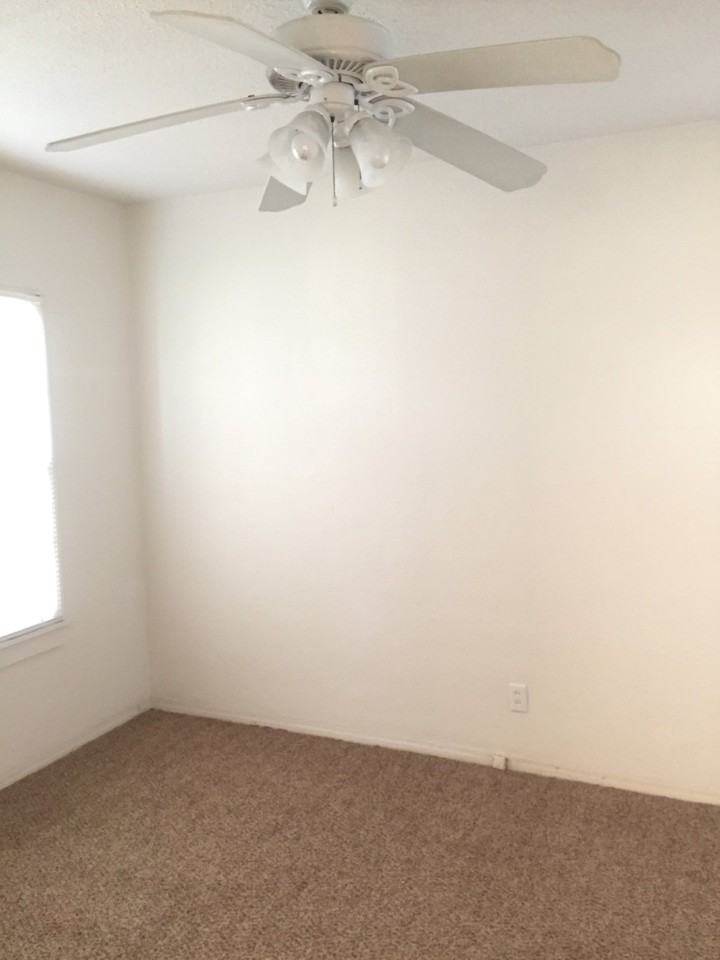 124 Bassedena Cir S - Photo 3 of 10