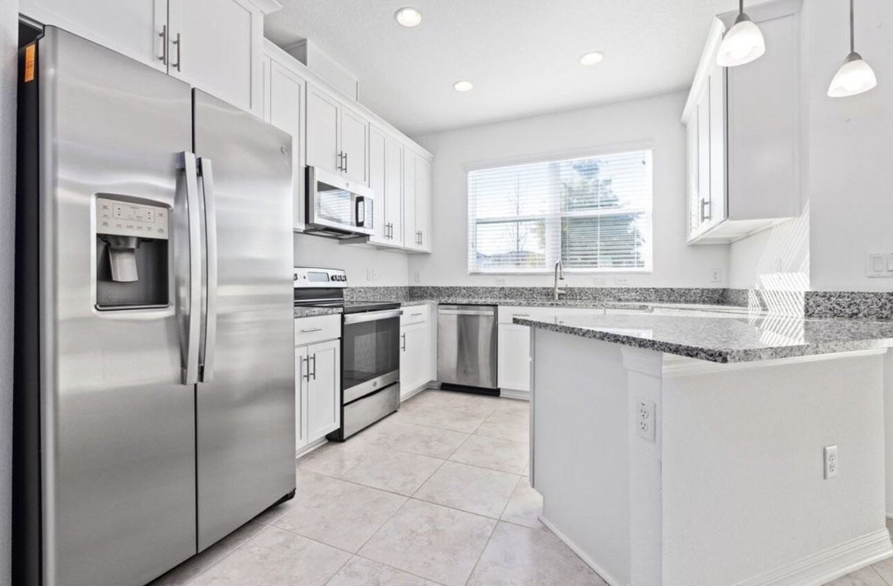 29912 Southwell Ln - Photo 6 of 19
