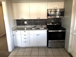 featured image of 1332 E Zenith Ave