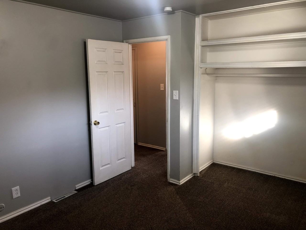 1332 E Zenith Ave - Photo 6 of 15