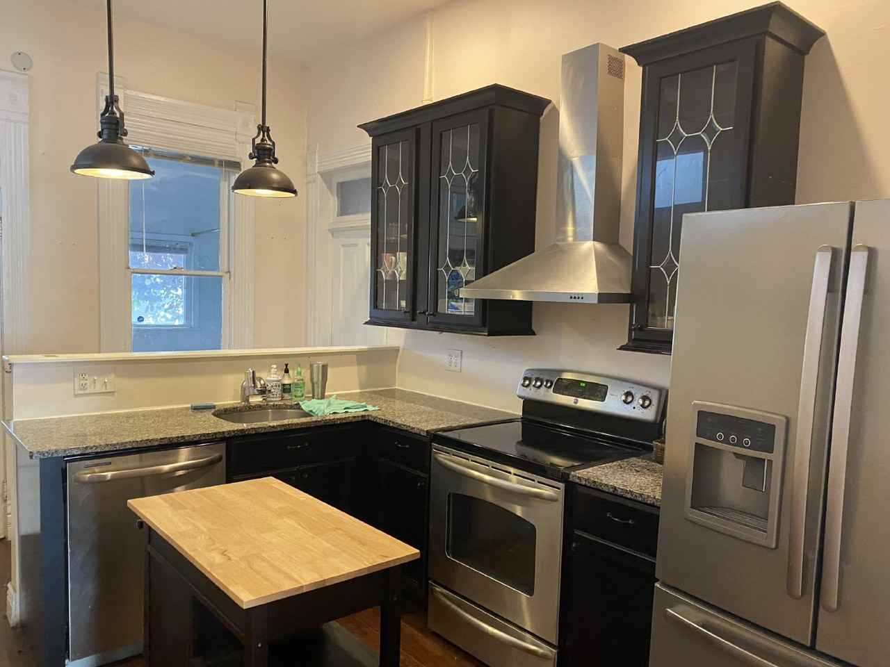 1359 N Corona St - Photo 3 of 18