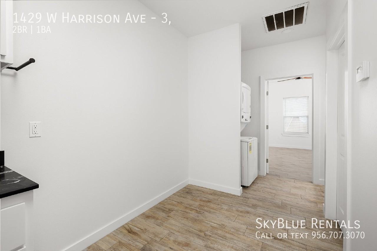 1429 W Harrison Ave #3 - Photo 5 of 10