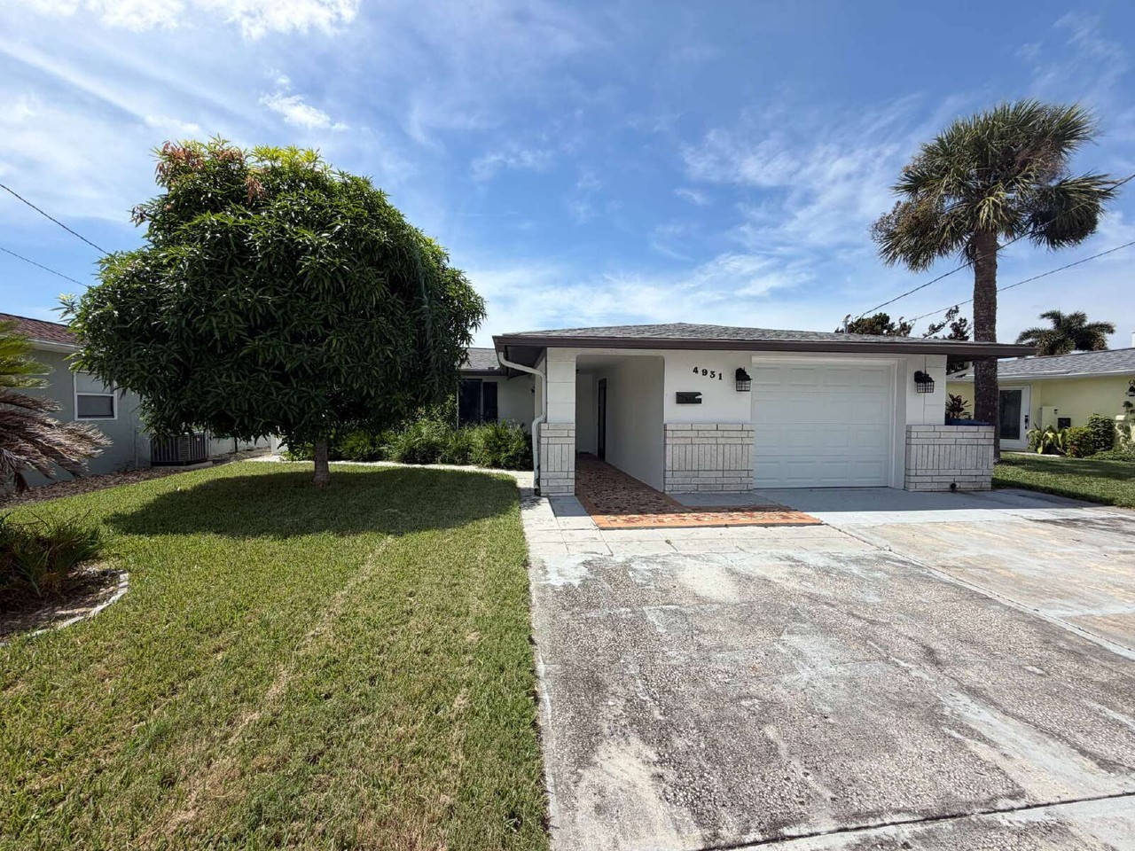 4931 Pompano Dr - Photo 3 of 29