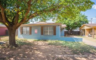 4638 52nd St #B - Photo 1 of 1