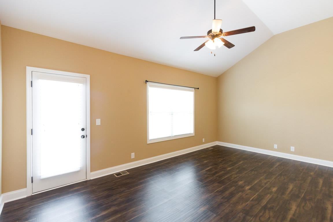 155 Matheson Dr - Photo 5 of 13