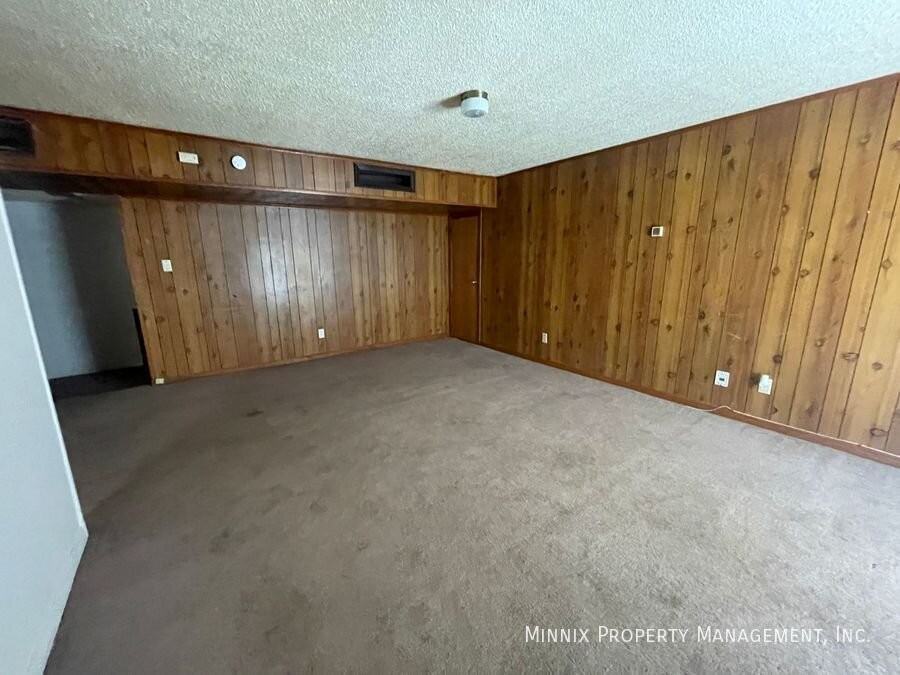 310 Sw 42nd Ave #C - Photo 5 of 6