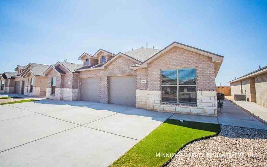 2106 Langford Ave #A - Photo 2 of 36