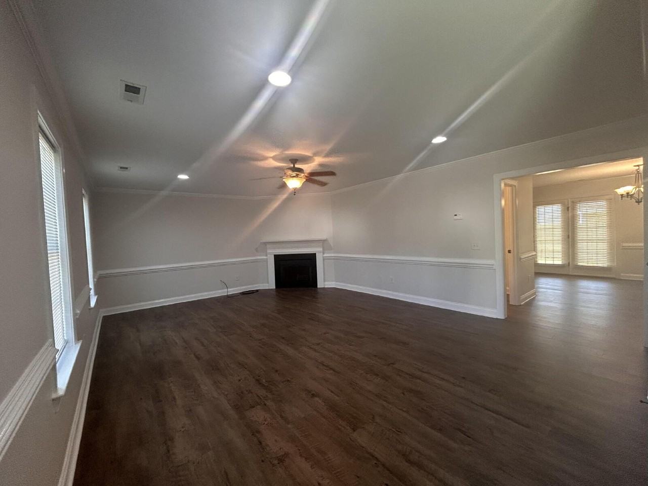 208 S Pointe Dr #A - Photo 2 of 13