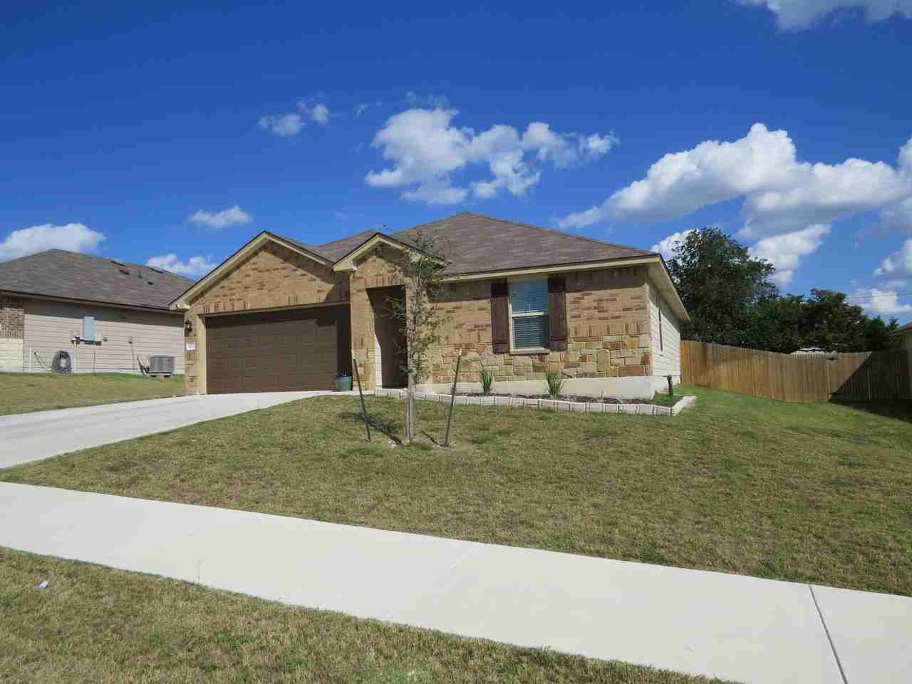 4902 Karen Green Dr - Photo 2 of 7