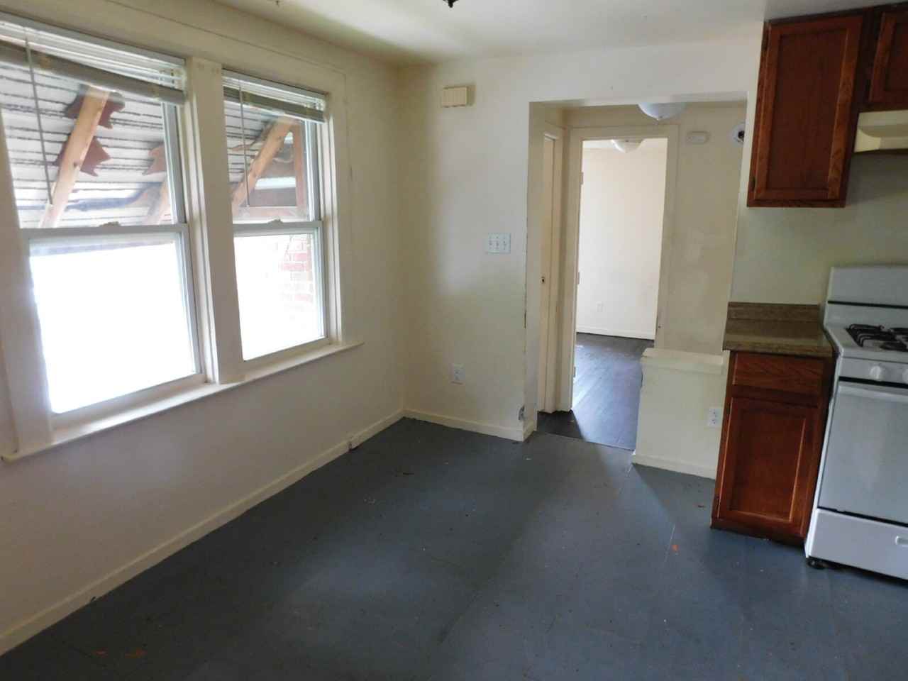 1104 Minnie St #4 - Photo 6 of 9