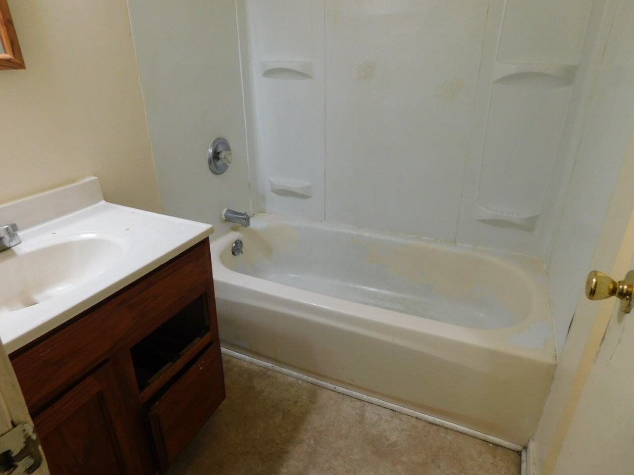 1104 Minnie St #4 - Photo 7 of 9