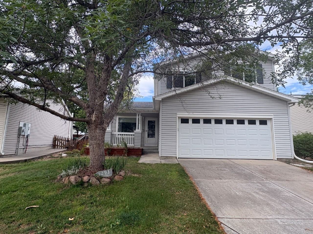 1293 Red Mountain Dr - Photo 2 of 21