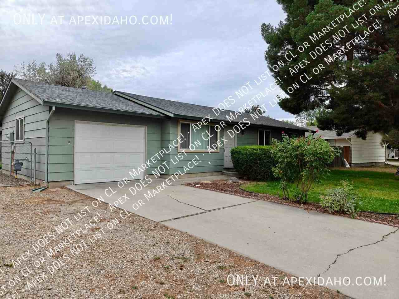 10839 W Richey Ct - Photo 2 of 2