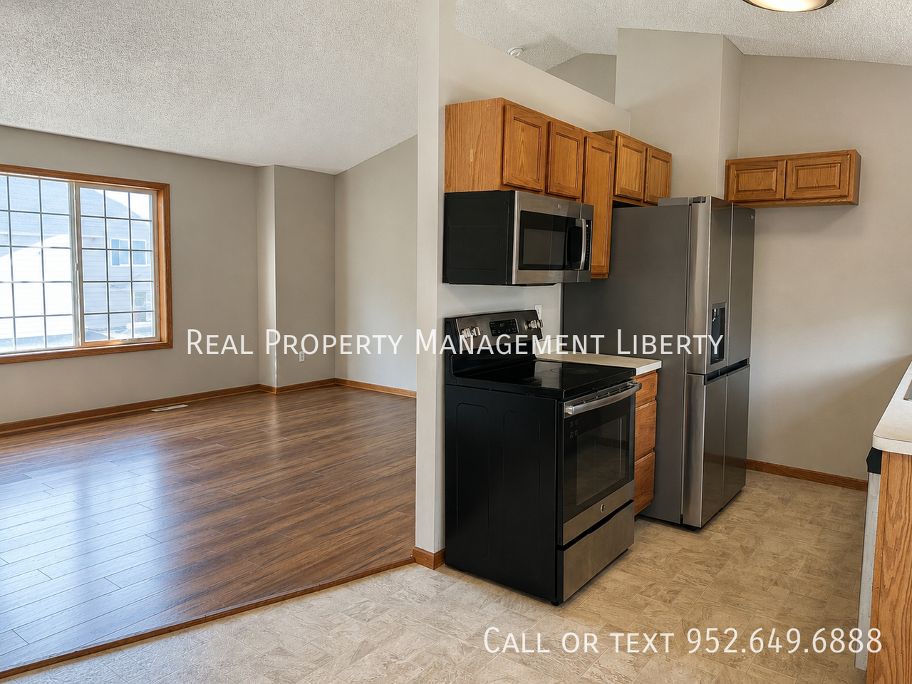 1833 Downing Ave - Photo 2 of 11