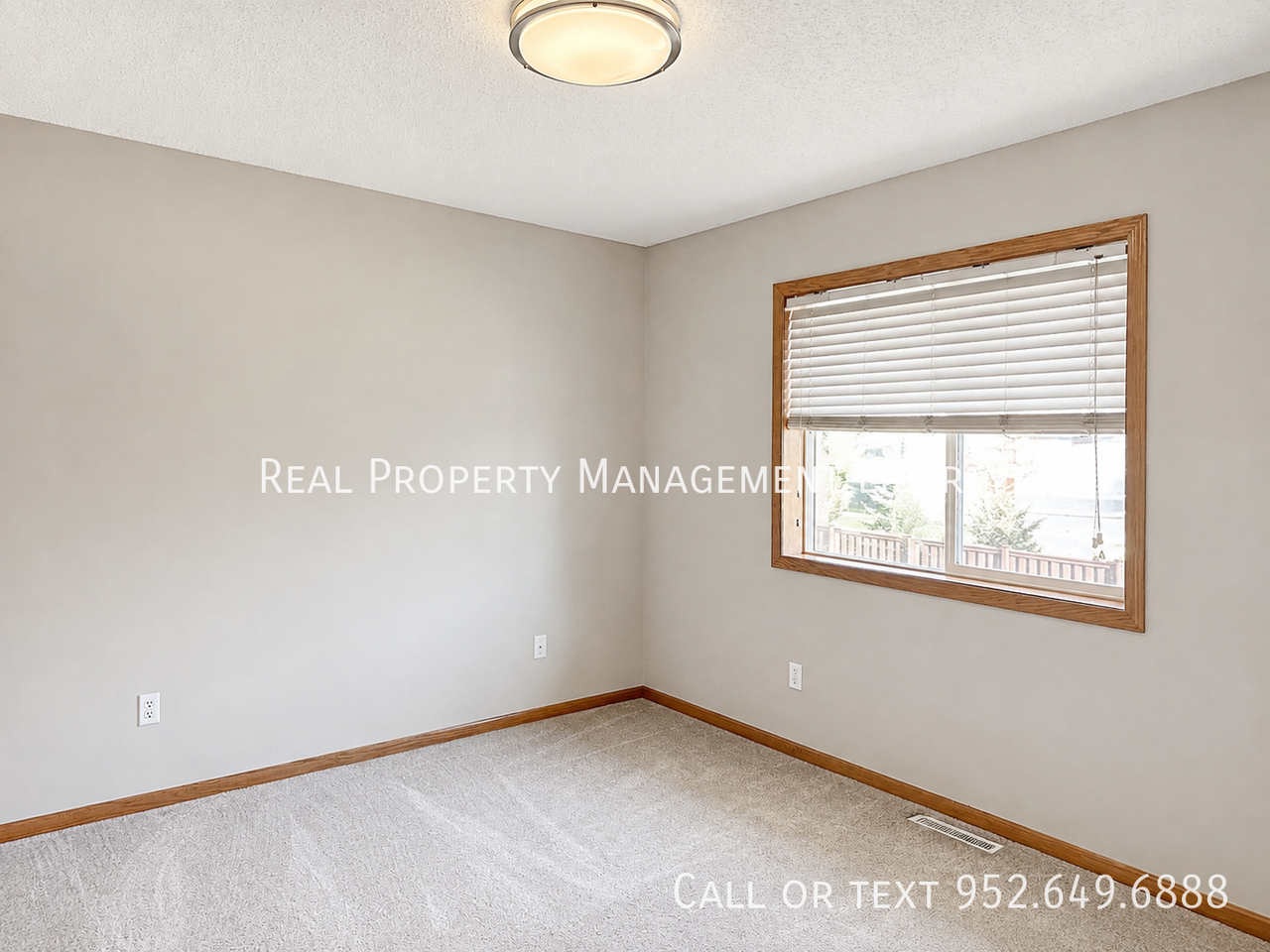 1833 Downing Ave - Photo 7 of 11