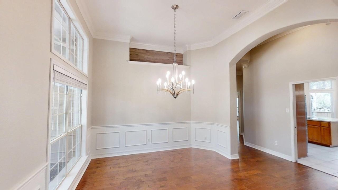 11505 Texoma Dr - Photo 6 of 38