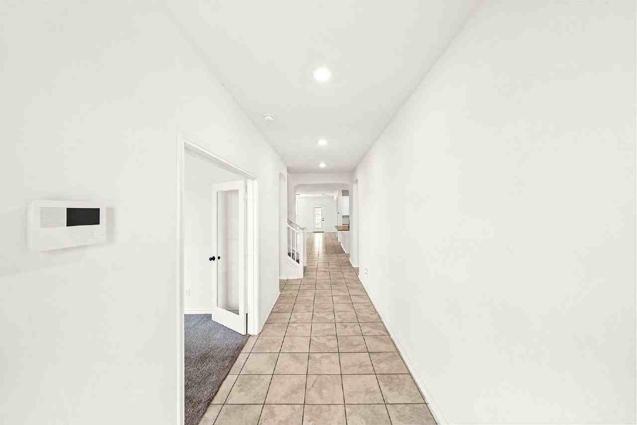 29909 Sestra - Photo 4 of 50